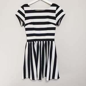Lulu's Dress Stripe Mini Skater Black White Small